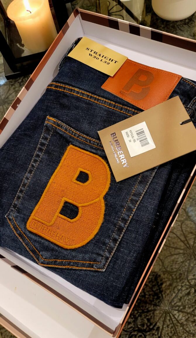 BURBERRY JEAN