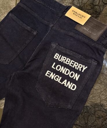 BURBERRY JEANS